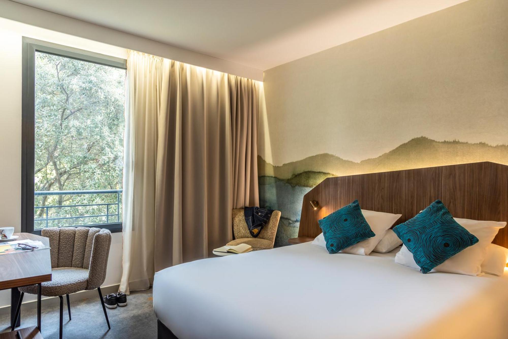 Mercure Aix-En-Provence La Duranne Gare Tgv Buitenkant foto